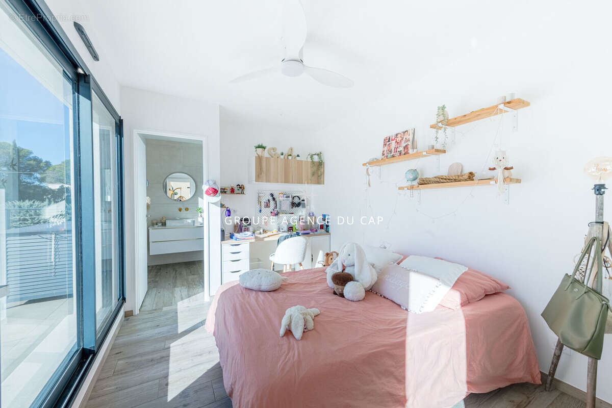 Maison à FREJUS