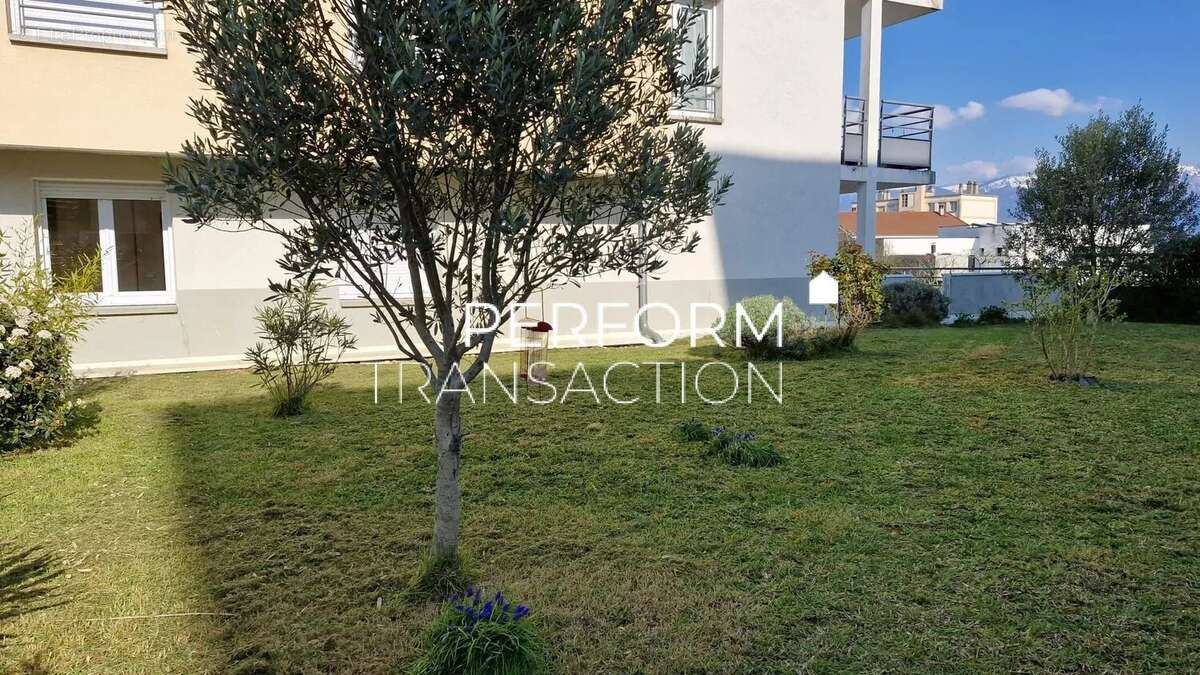 Appartement à RIVES