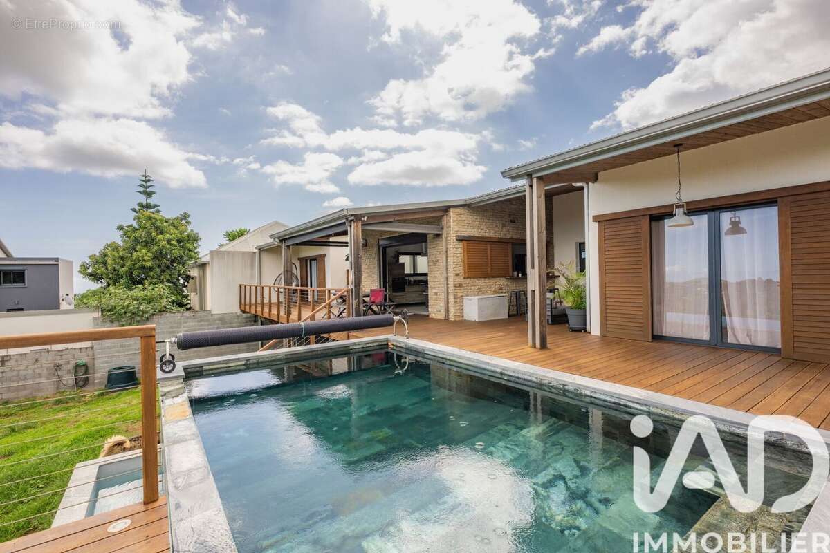 Photo 3 - Maison à LE TAMPON