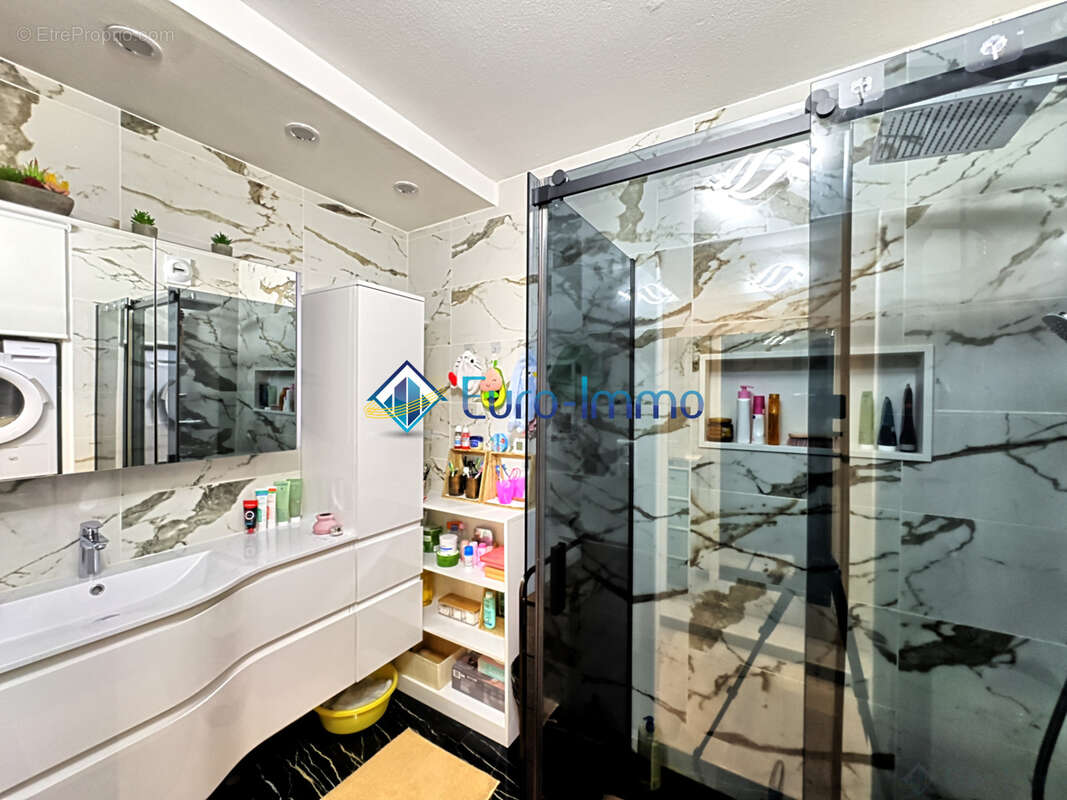 Appartement à BEAUSOLEIL
