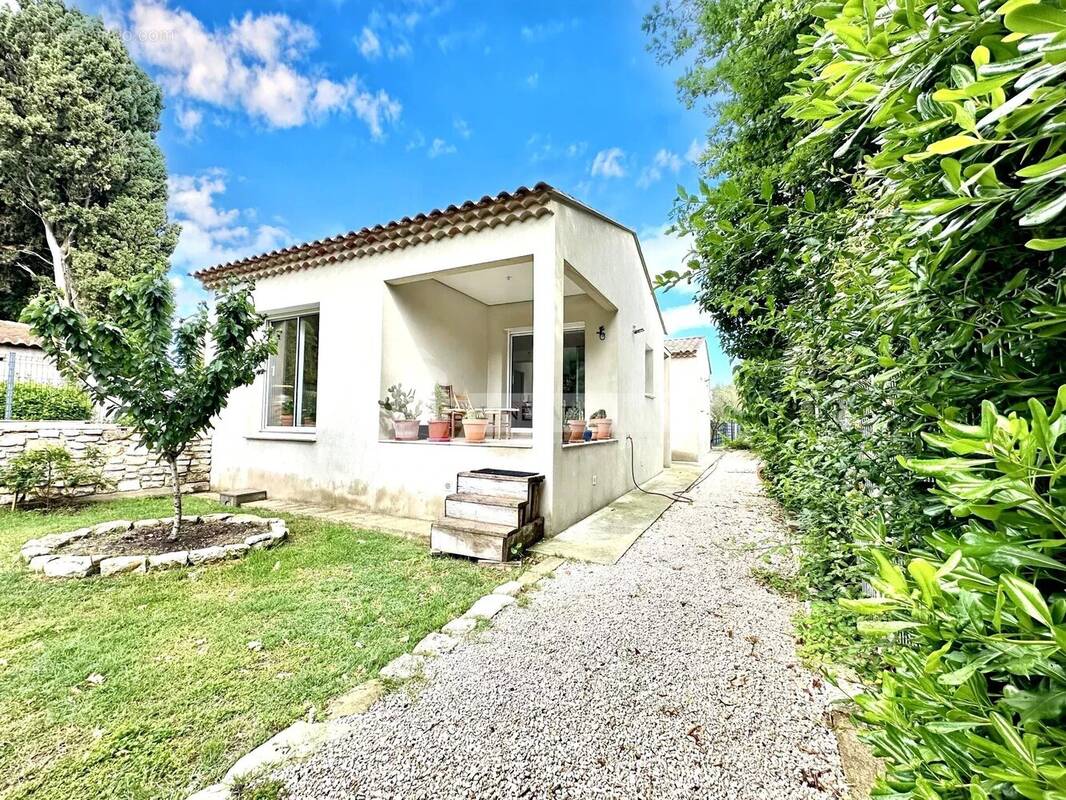 Maison à SAINT-ETIENNE-DU-GRES