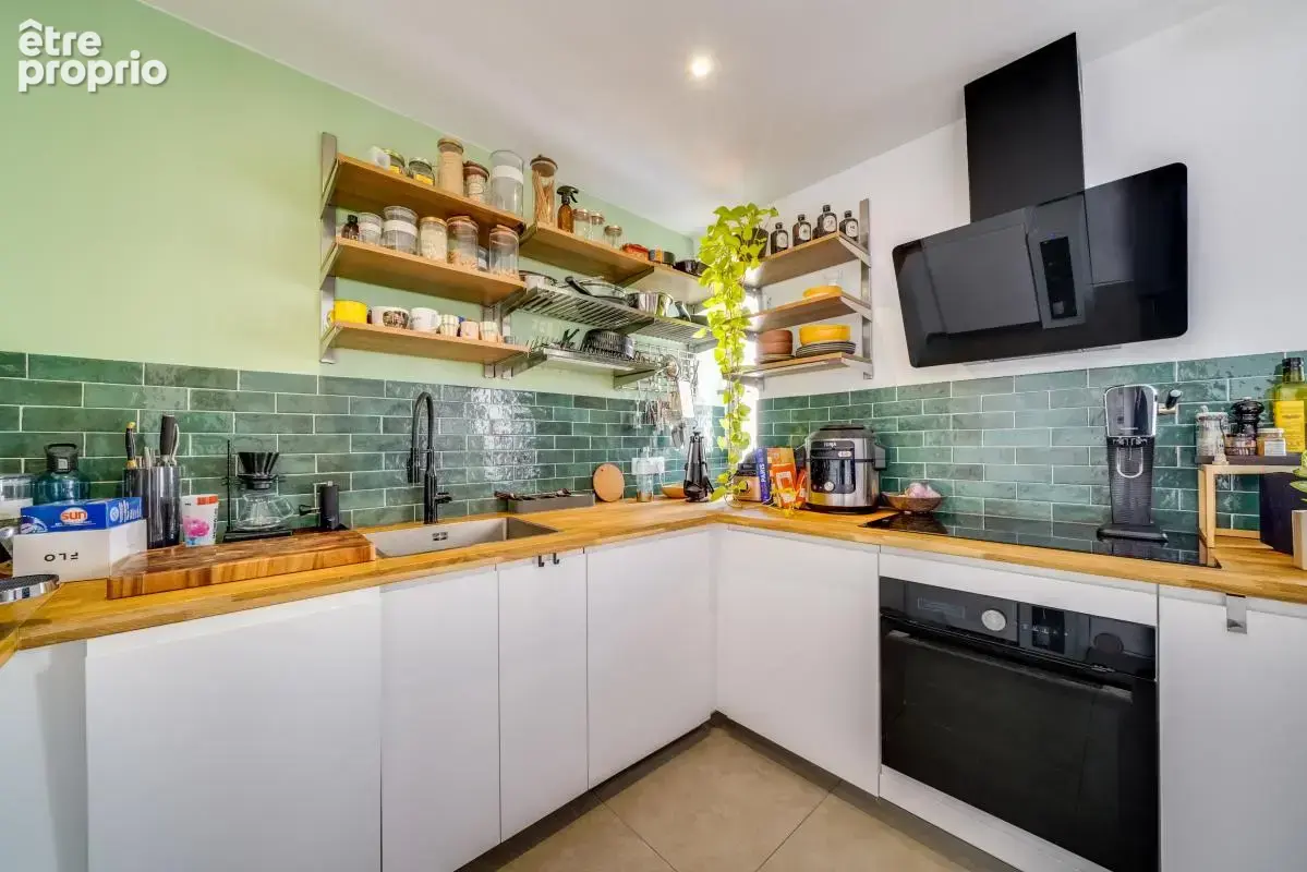 Appartement à PARIS-11E
