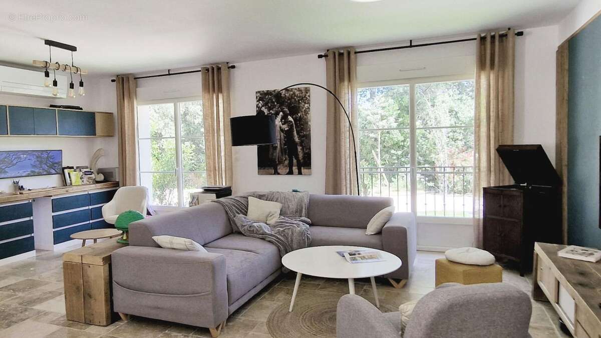 Maison à BOUC-BEL-AIR