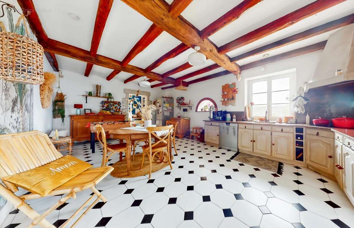 Maison à COULOMBIERS