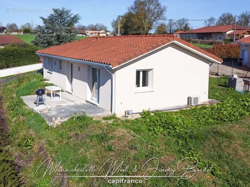 Maison à SAINT-CYR-SUR-MENTHON