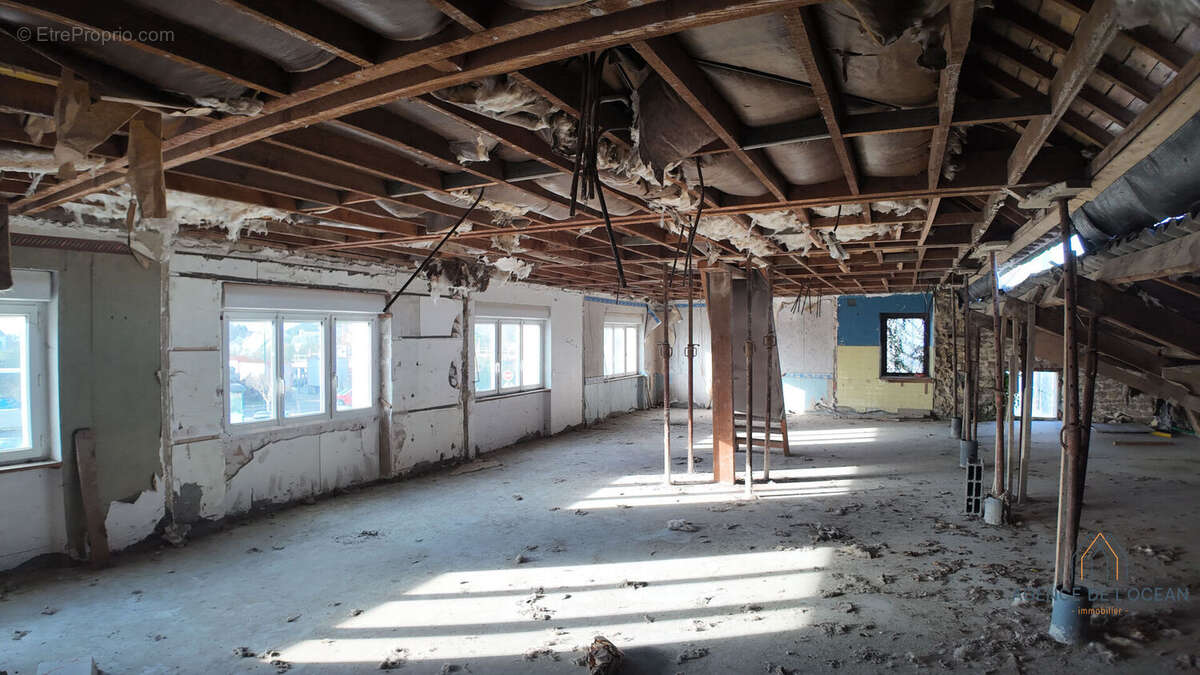 Appartement à PLOUHARNEL