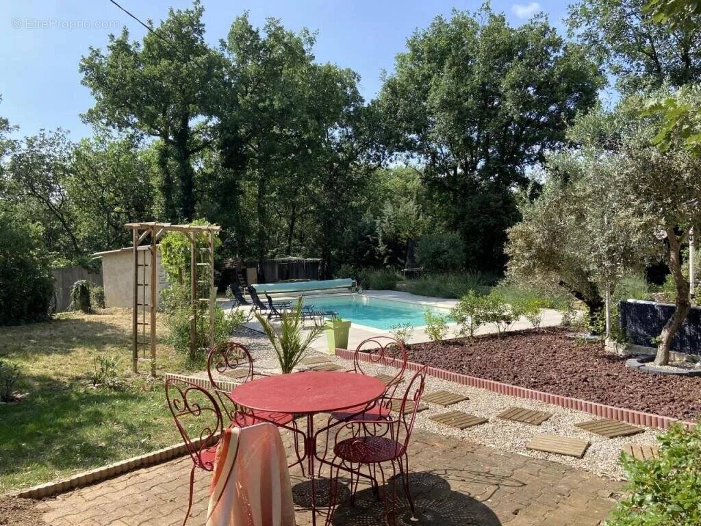 Maison à SAINT-MAXIMIN-LA-SAINTE-BAUME