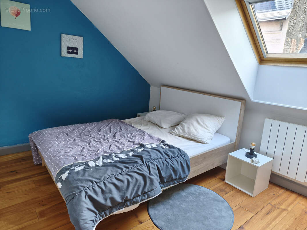 Beau T3 atypique de 60 m2 au sol (38 m2 Carrez) en centre-ville - photo 7