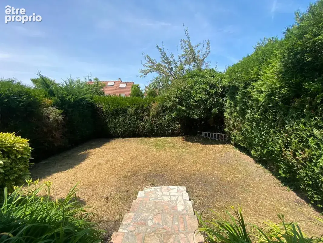 Maison familiale avec garage et jardin – 164m² – TREMBLAY-EN-FRANCE - photo 13
