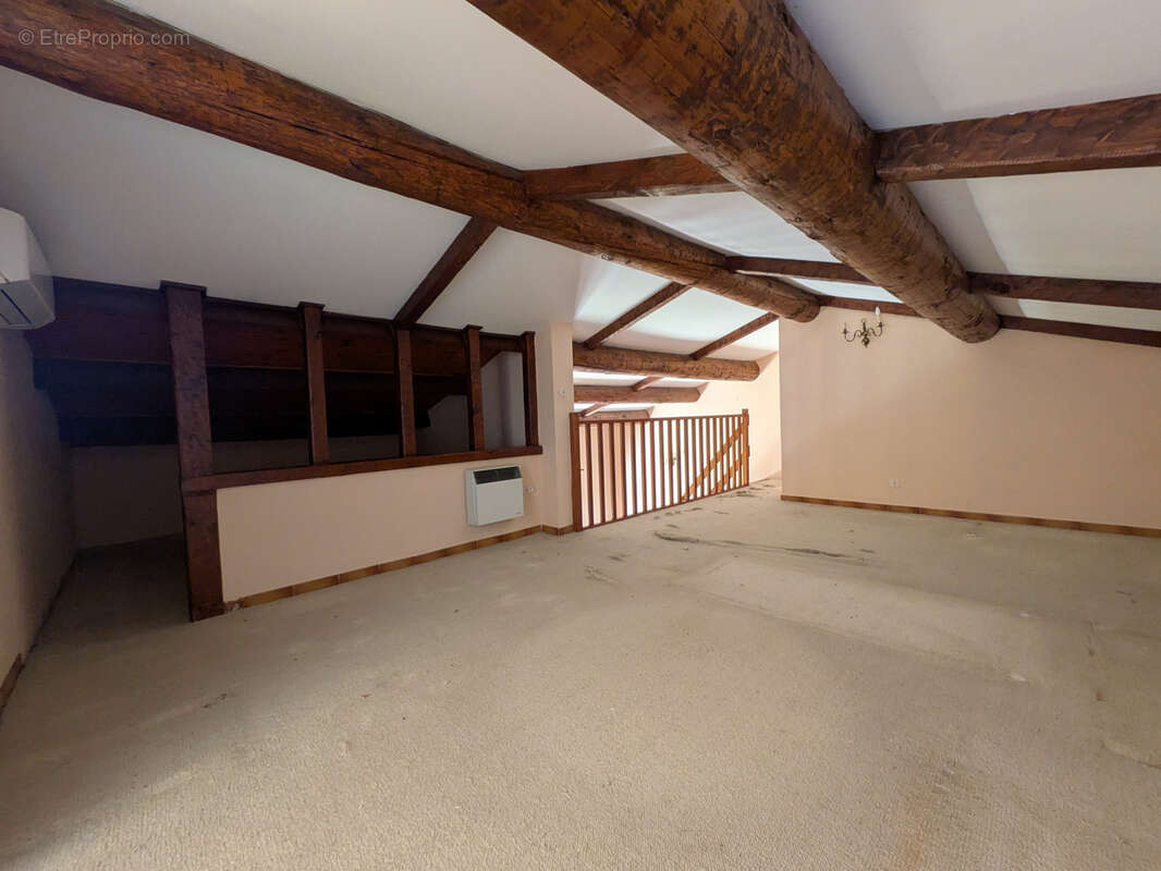 Appartement à SAINT-CYR-SUR-MER