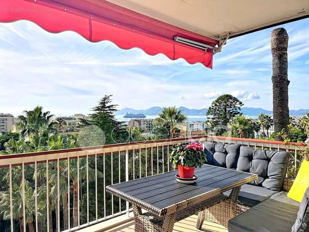 Appartement à CANNES