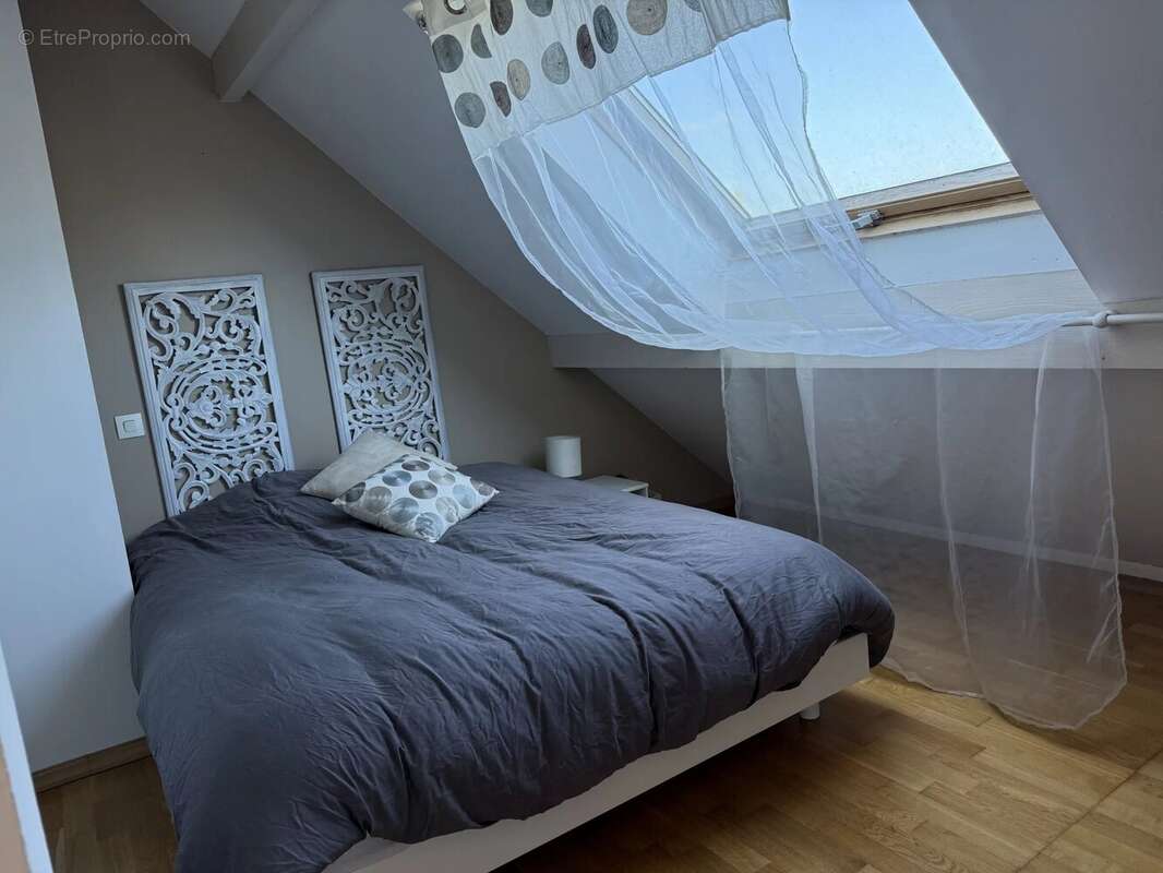 Maison à ONCY-SUR-ECOLE