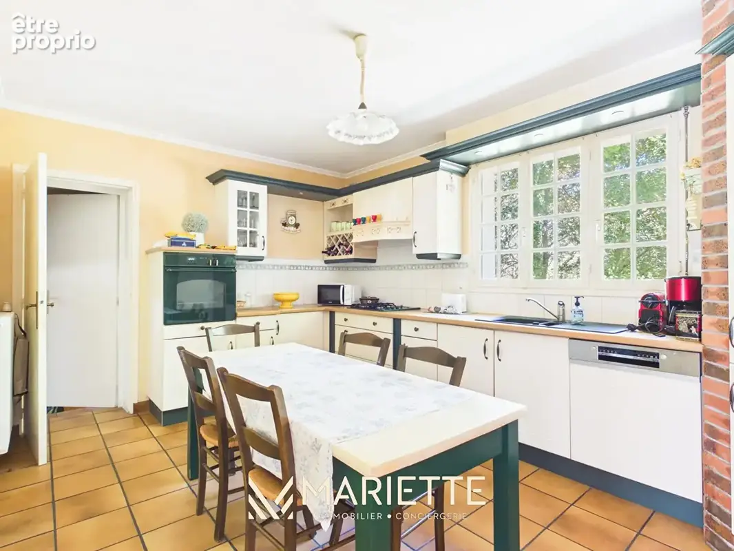 "ACACIA" TREGUNC-BOURG - Maison volumineuse avec vie de plain pied proche centre ville - photo 6