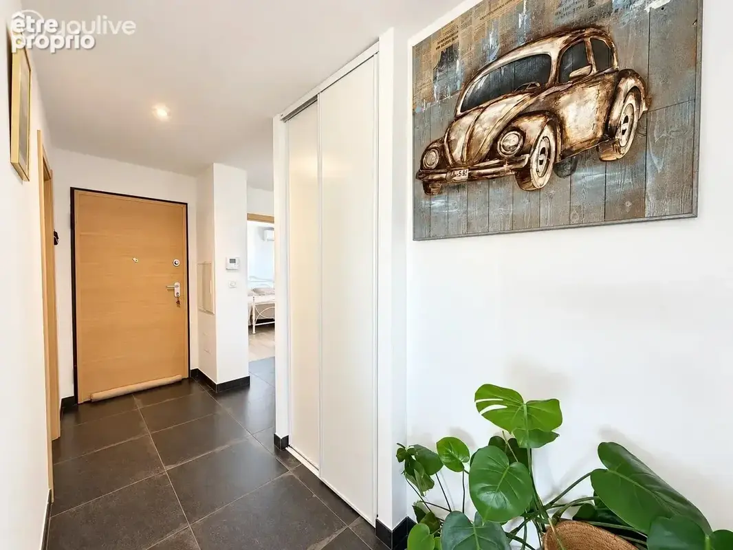 Dernier étage – t3 85 m² – terrasse – vue mer & montagne - photo 12