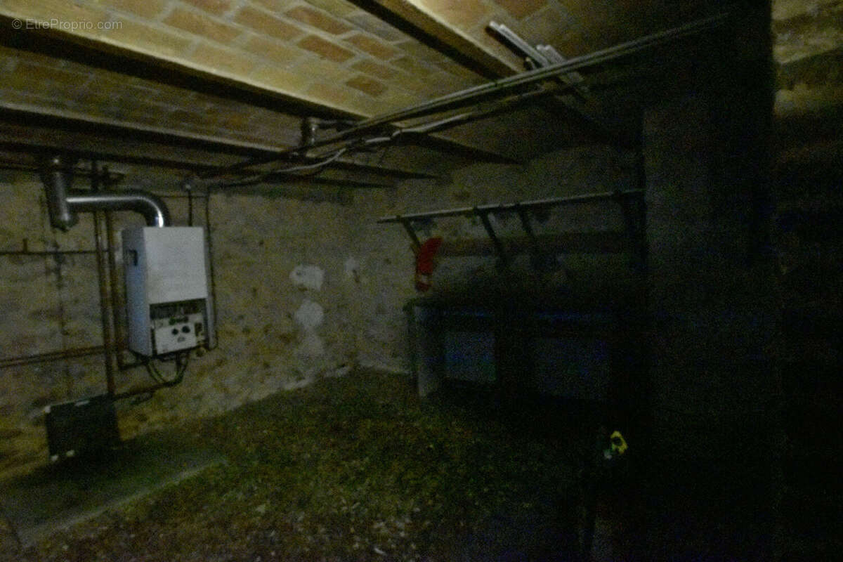 Maison à MAREIL-LE-GUYON