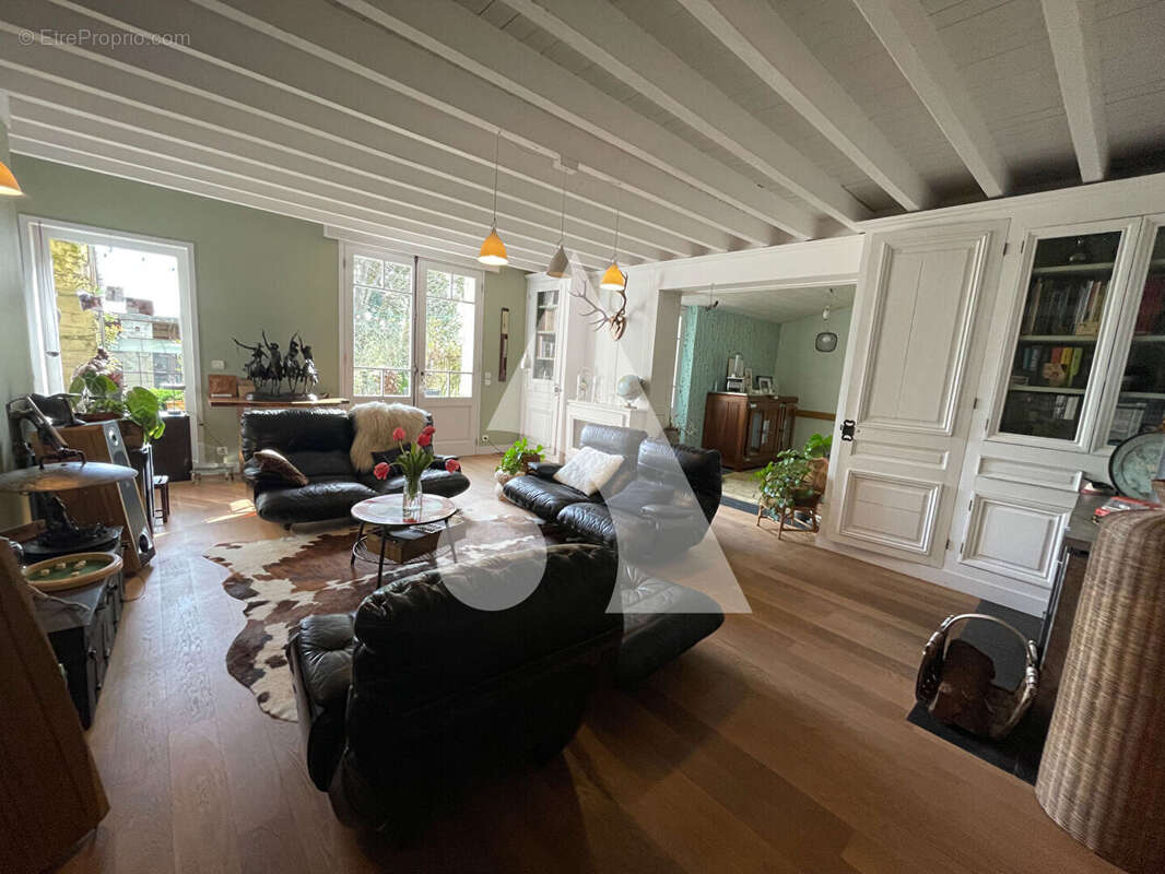 Maison à SAINT-ANDRE-DE-CUBZAC