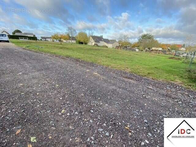 Terrain à SARREBOURG
