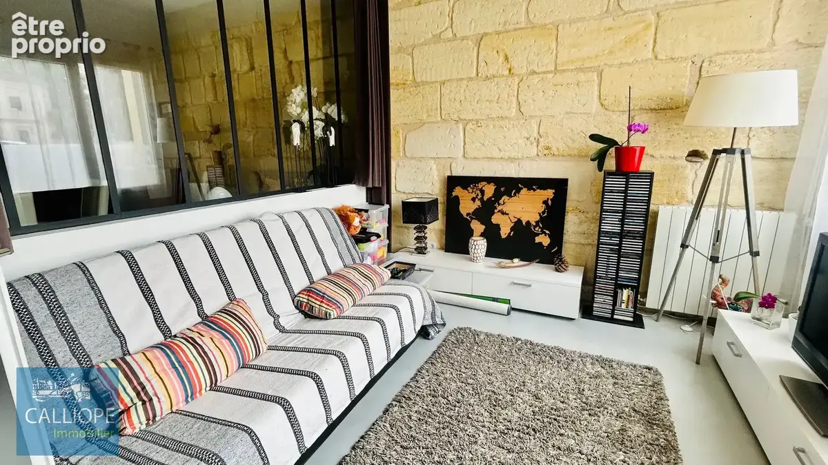 Grande maison en pierre, piscine et grand jardin - photo 8