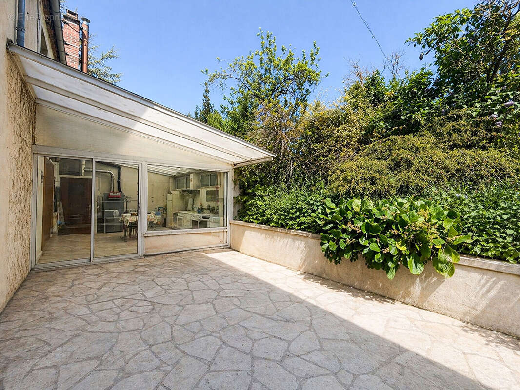 Maison Barbonne-fayel 7 pièce(s) 171 m2 - photo 2