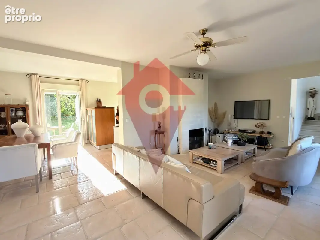 Maison  familiale 7 pièces- 151m2 habitables- terrain 700m2 - photo 6
