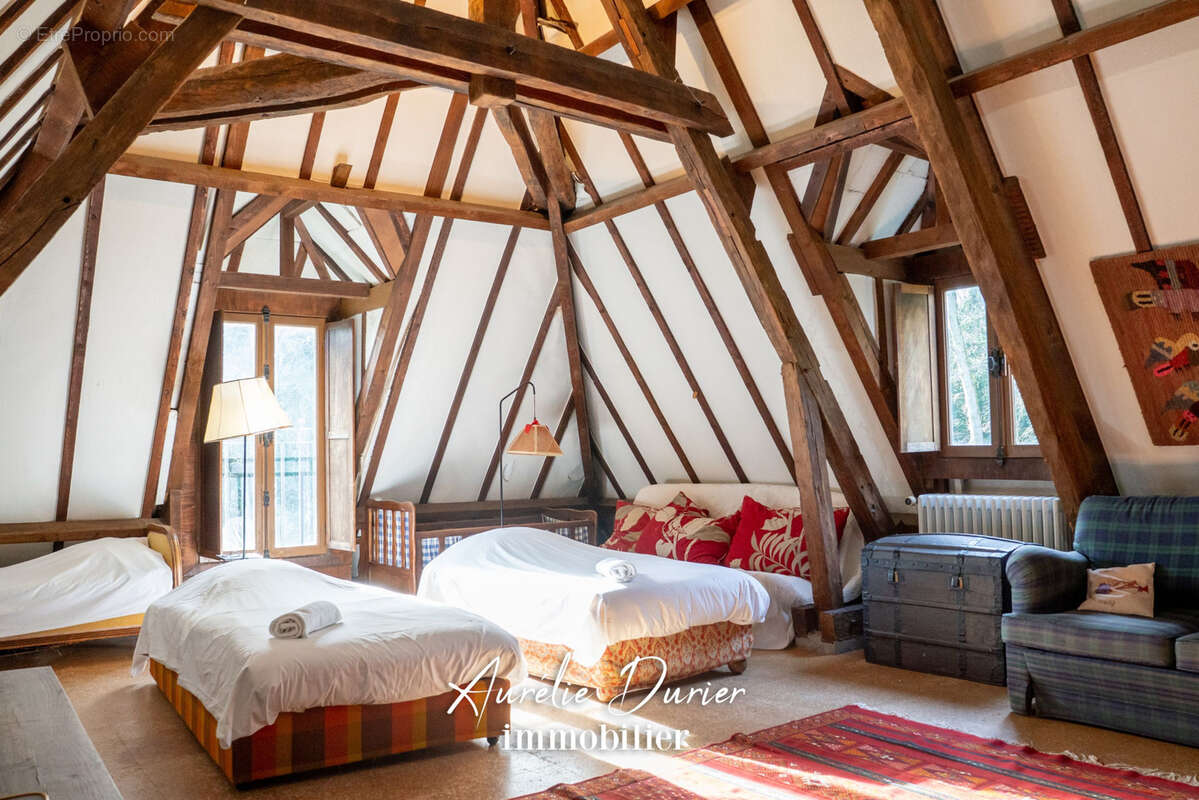 Maison à SAINT-CYR-SUR-LOIRE