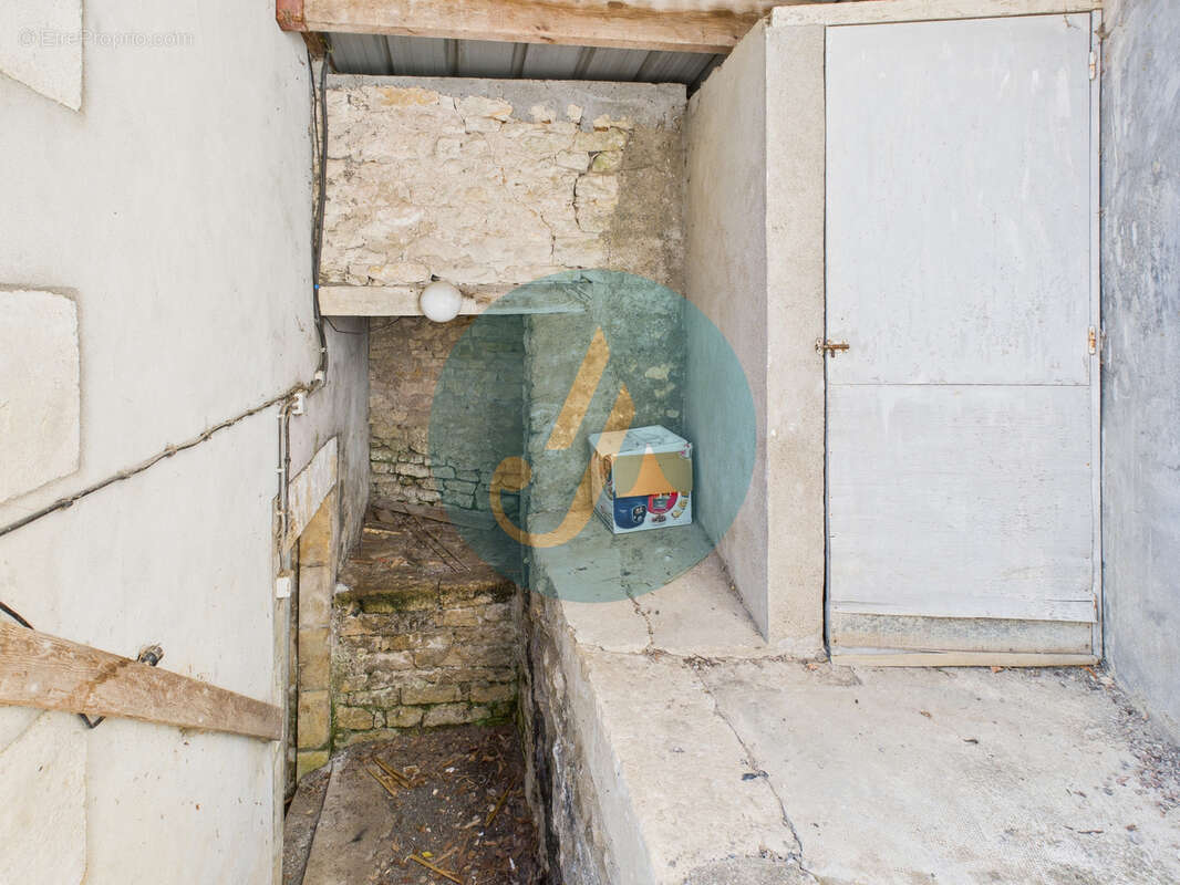 Maison à MESVES-SUR-LOIRE