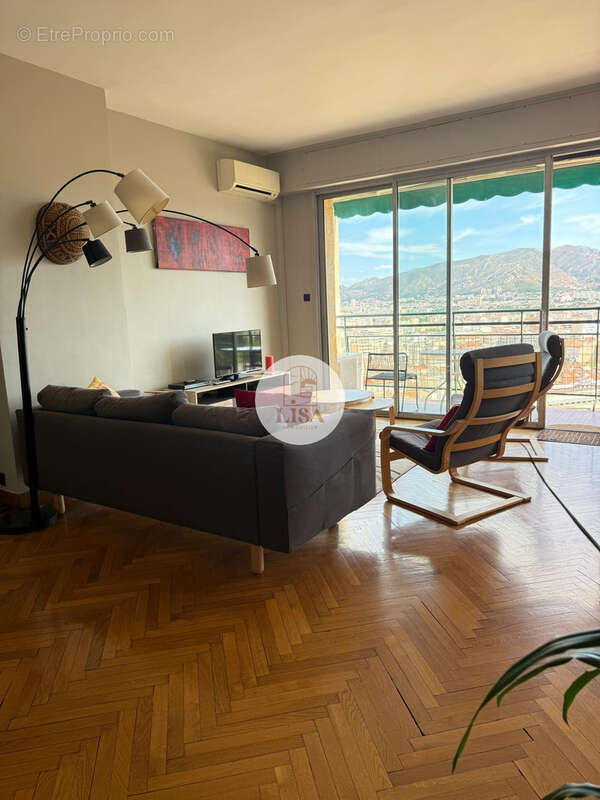 Appartement à MARSEILLE-6E