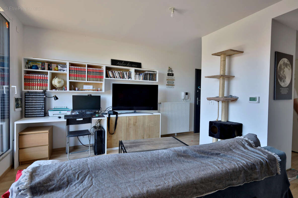 Appartement Type 2 - 47,5 m2 habitables - Balcon - Place privative - photo 8