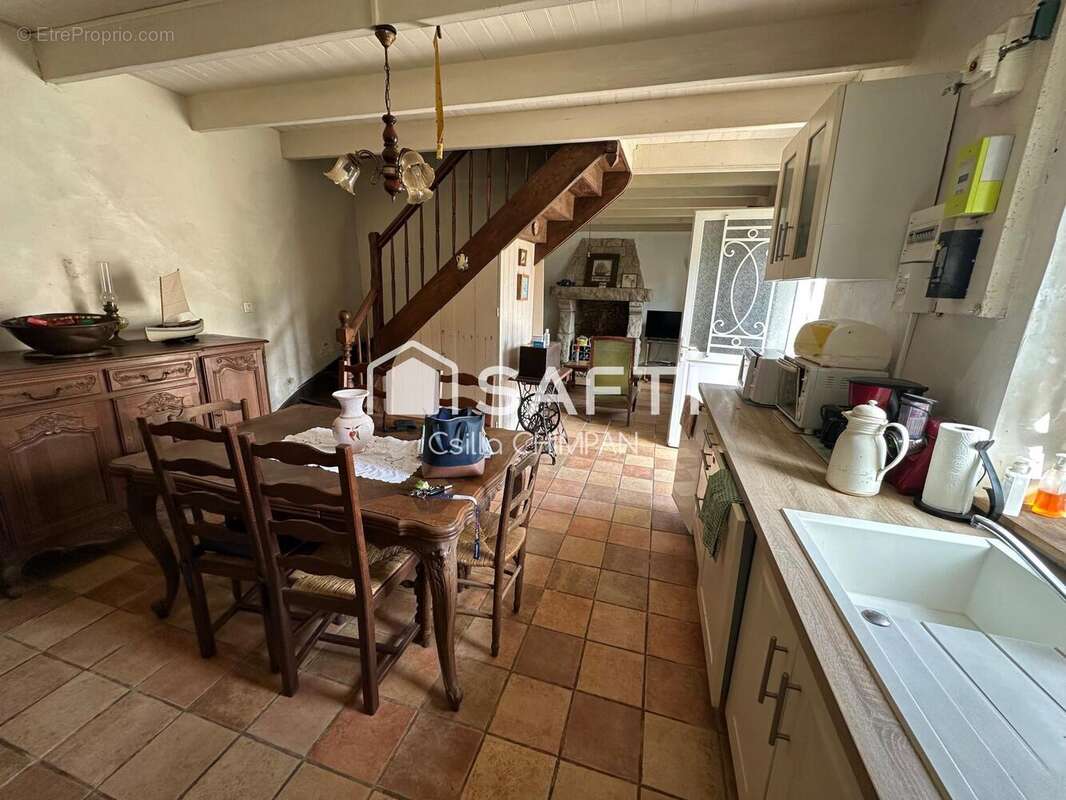 Photo 3 - Maison à TREGROM