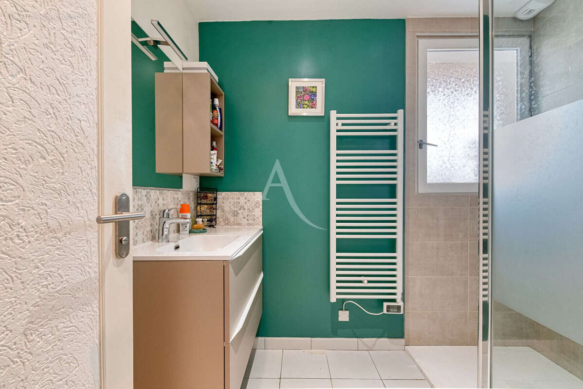 Maison à SAINT-BARTHELEMY-D&#039;ANJOU