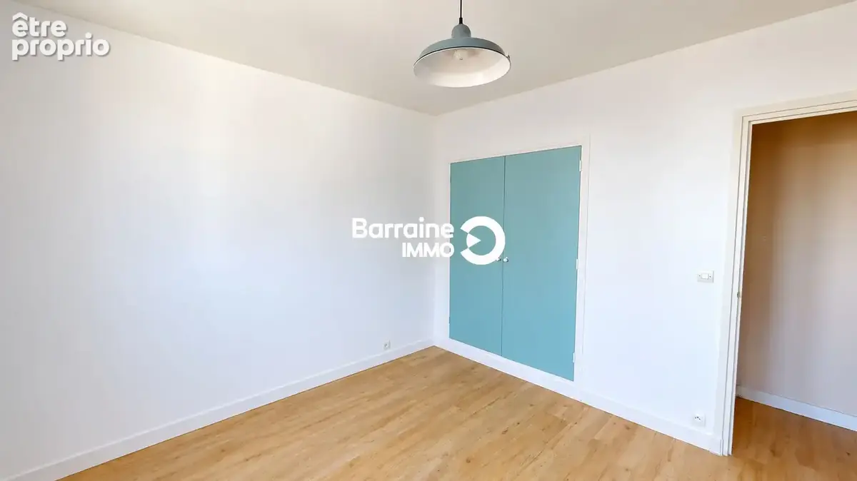 Lorient centre - appartement t3 avec grand balcon et ascenseur - photo 11