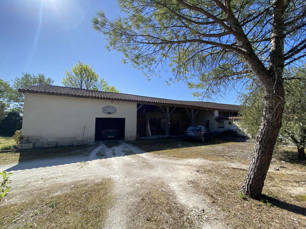 deps - Maison à AUBETERRE-SUR-DRONNE