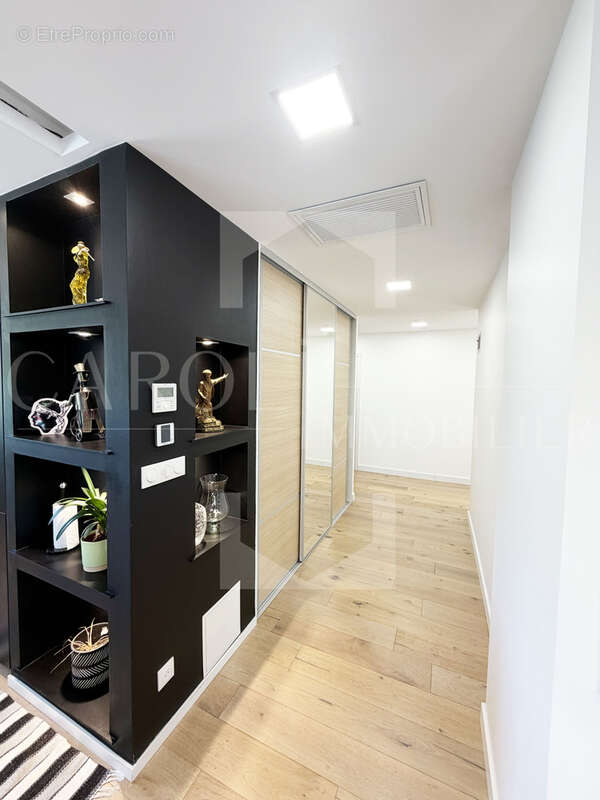 SILLINGY - Maison T4 + Appartement T3 197 m2 - photo 7