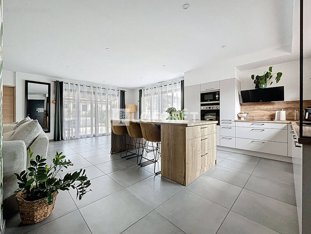 Maison à BOULETERNERE