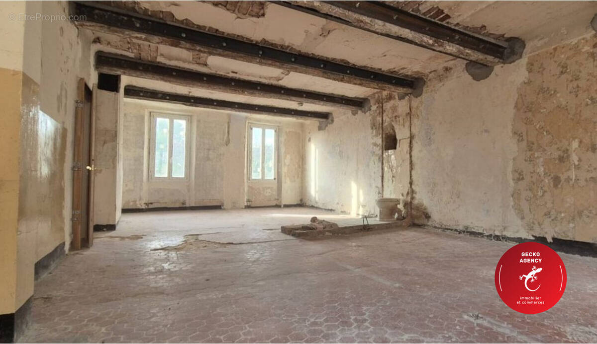 Appartement à MONTFERRAT