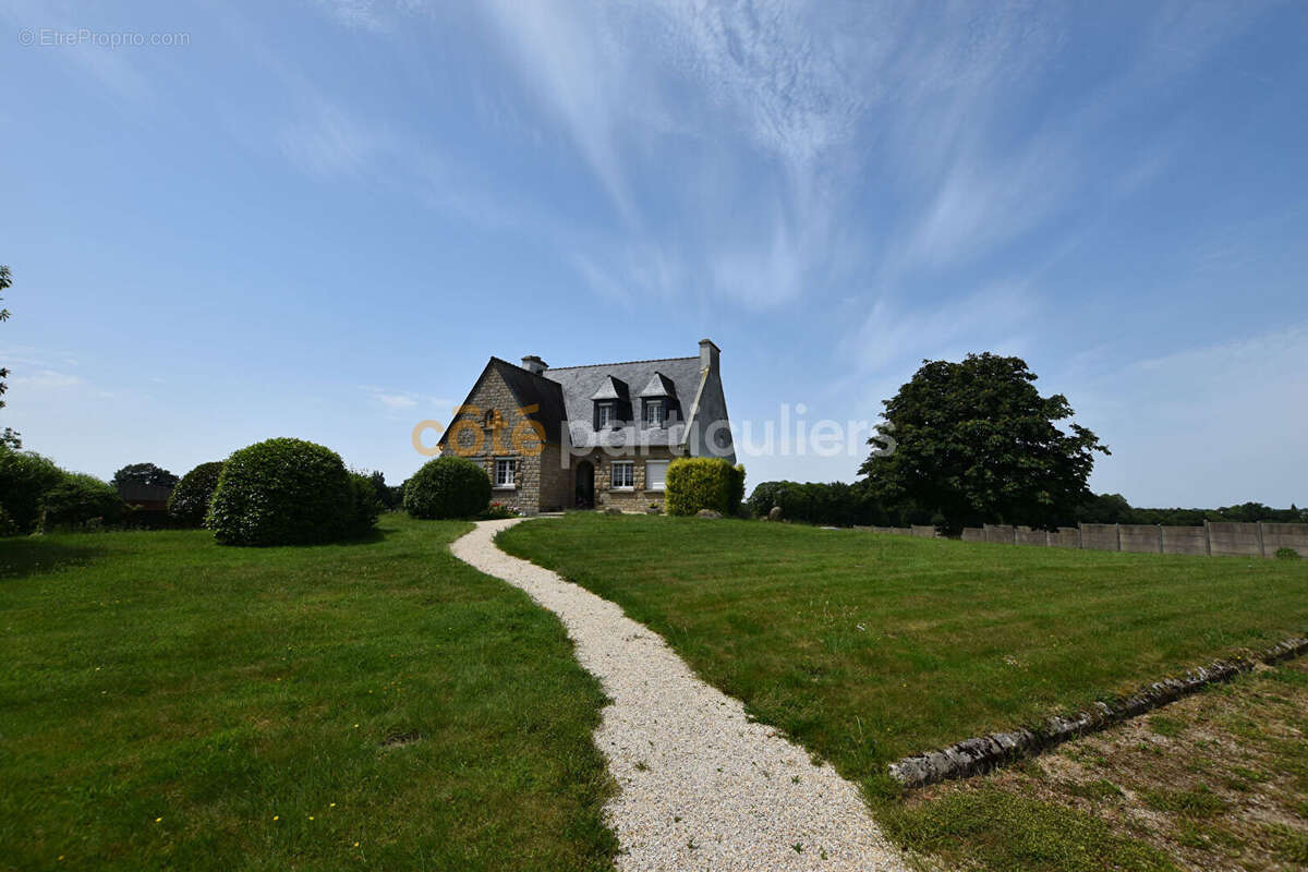 Maison à PLABENNEC