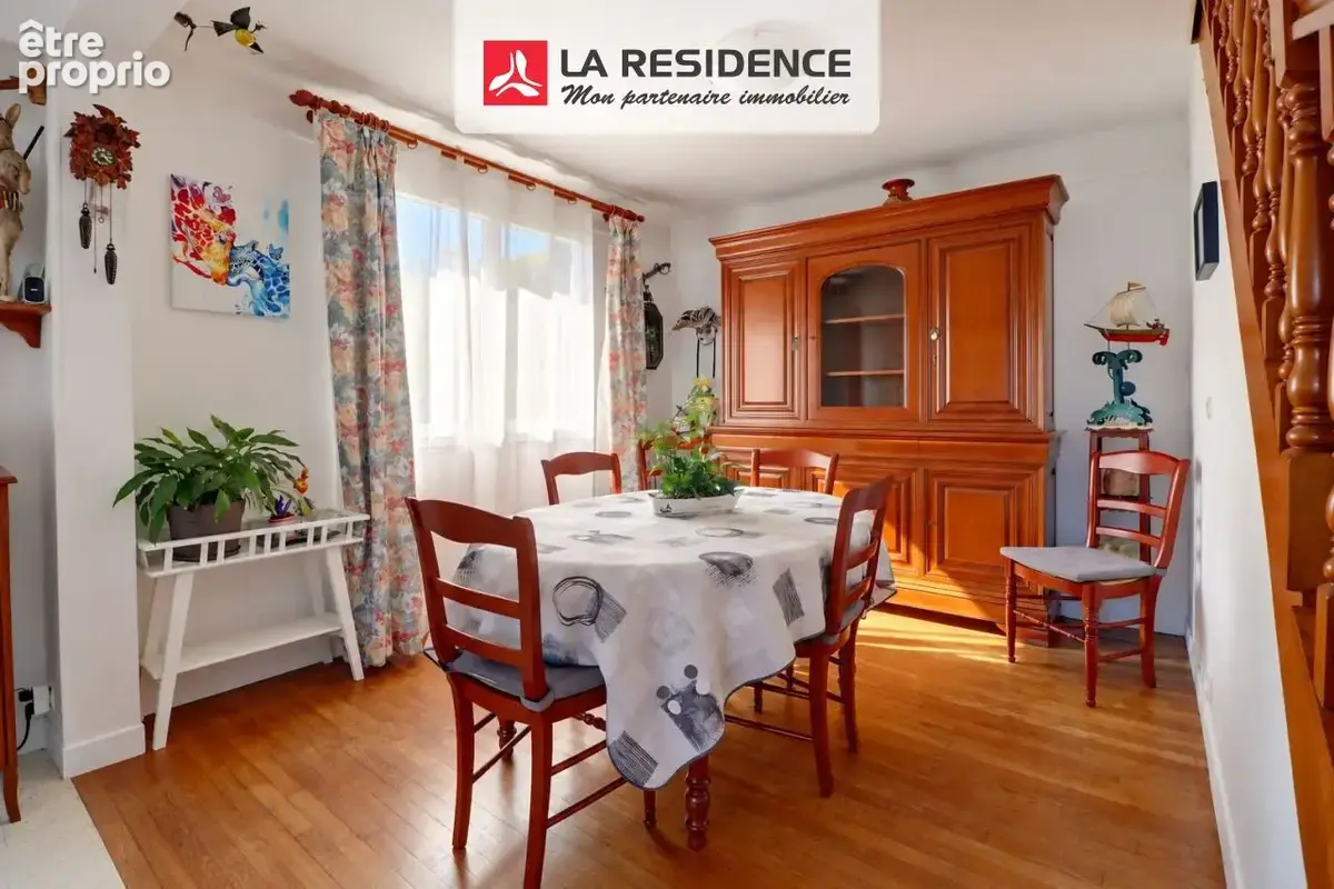 Maison 6 pièces 115 m² à vendre à Neuville-Sur-Oise (95000) - photo 3