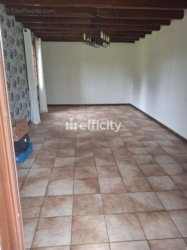 Maison 132 m² à Chabrac  - photo 6