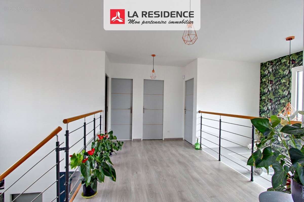 Maison 154 m² à Courcelles-Sur-Seine  - photo 8