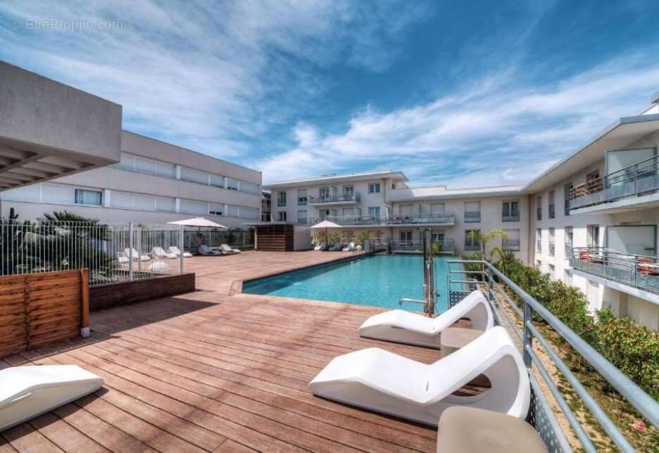 INVESTISSEMENT LOCATIF  ANTIBES  Résidence Le Maestria - 6,89 % de rentabilité - photo 6