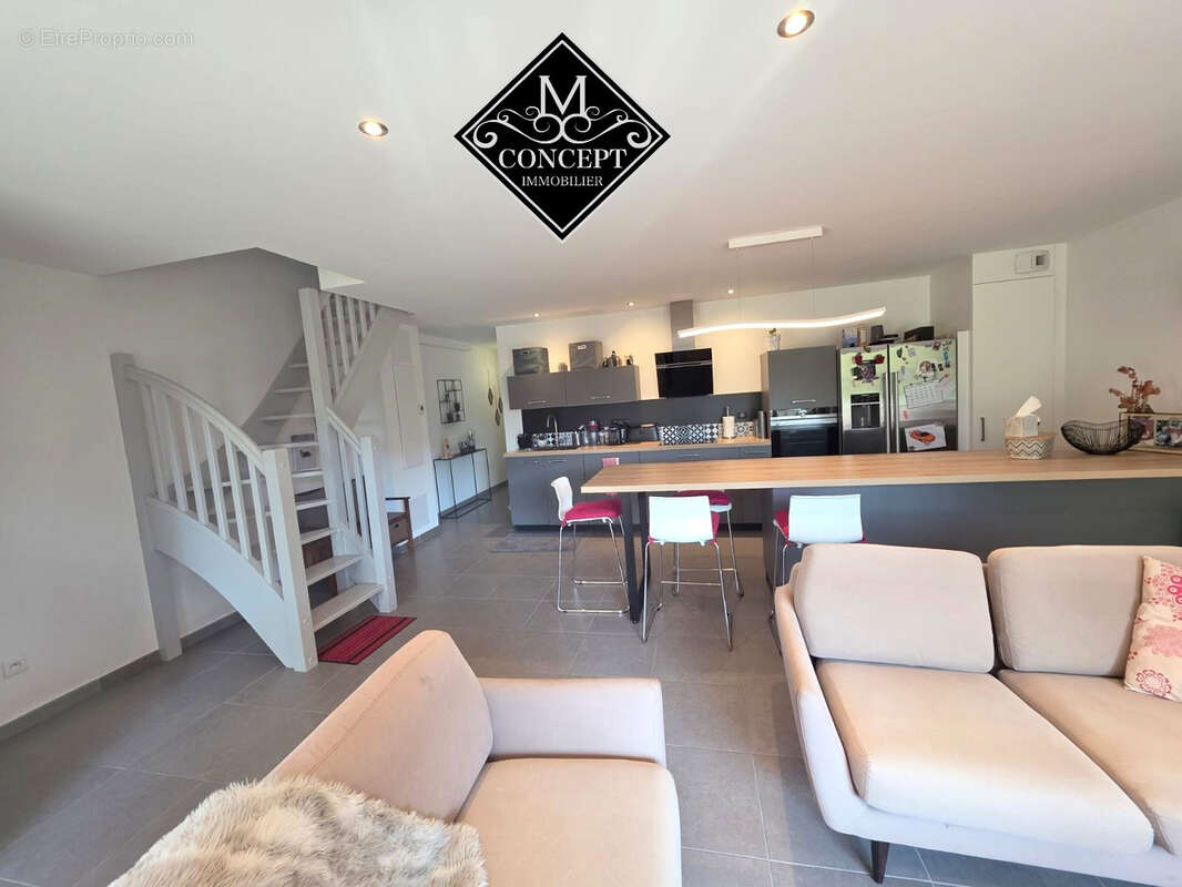 Appartement à MEYTHET