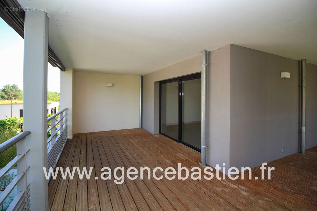 Appartement à DIVONNE-LES-BAINS
