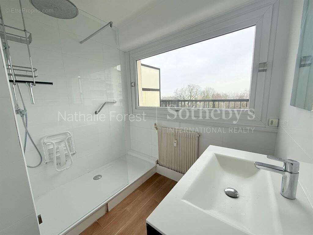 Appartement à LA MADELEINE