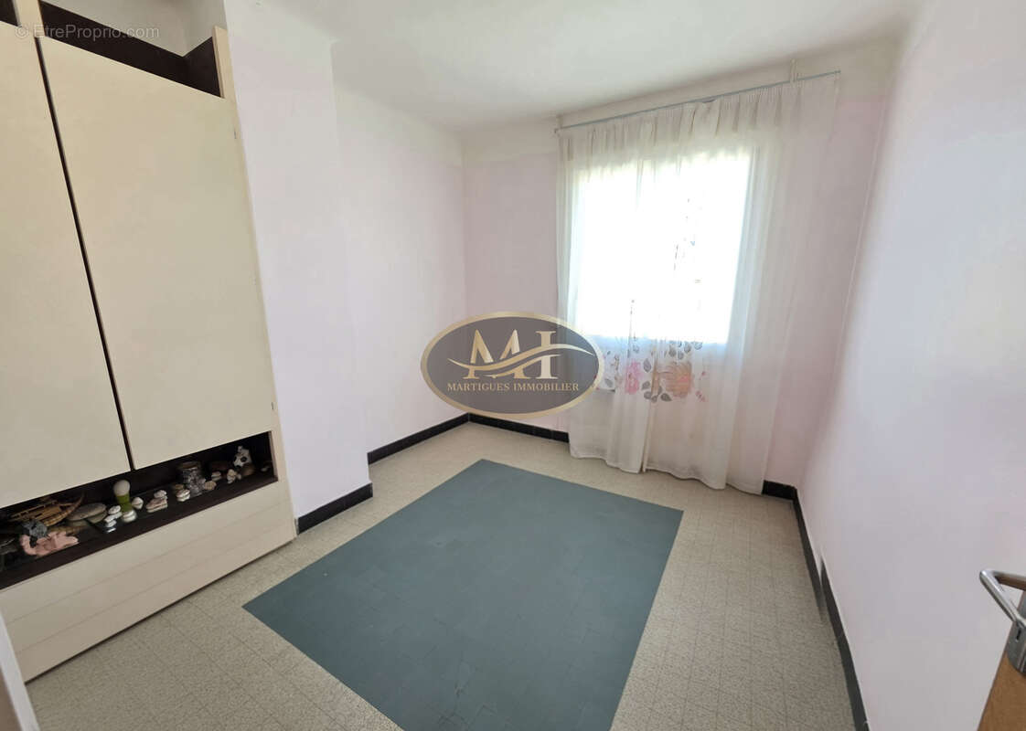 Appartement à PORT-DE-BOUC