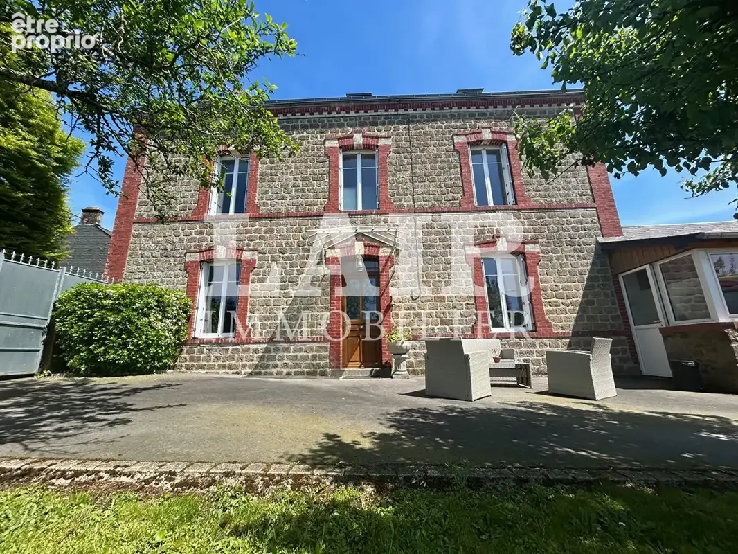 Maison à LA FERTE-MACE