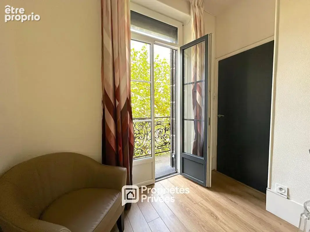 Appartement de standing 4 pièces 85 m2 avec balcons, cave et grenier - photo 12
