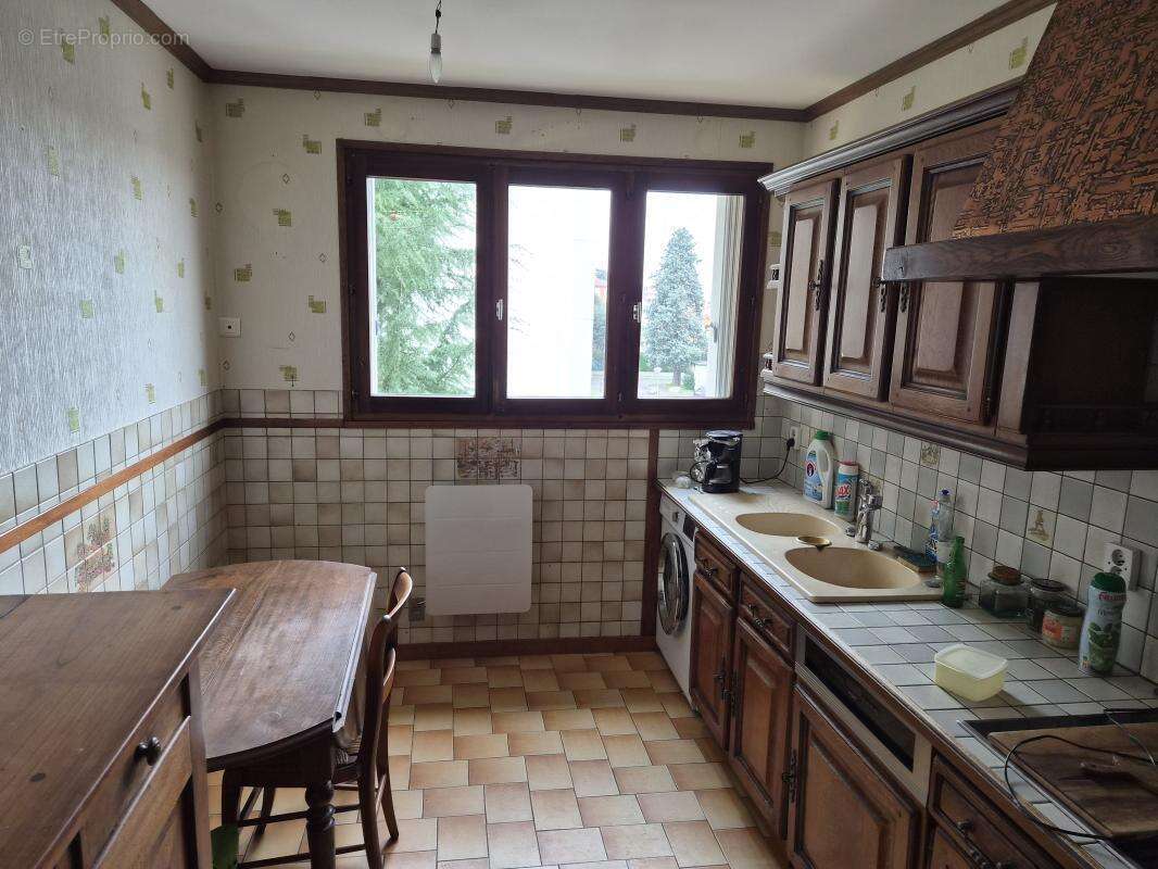 Appartement à DECINES-CHARPIEU