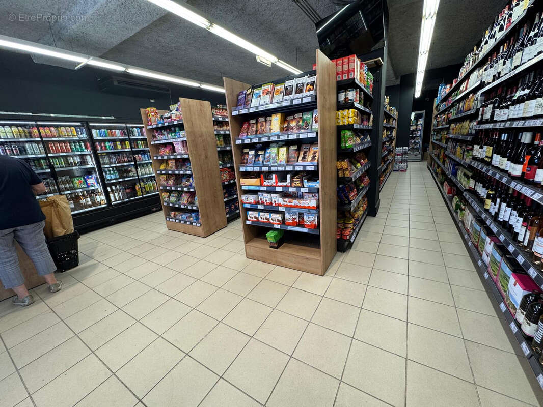 Nice   à vendre 330 000 euros superette / mini-market de proximité - photo 3