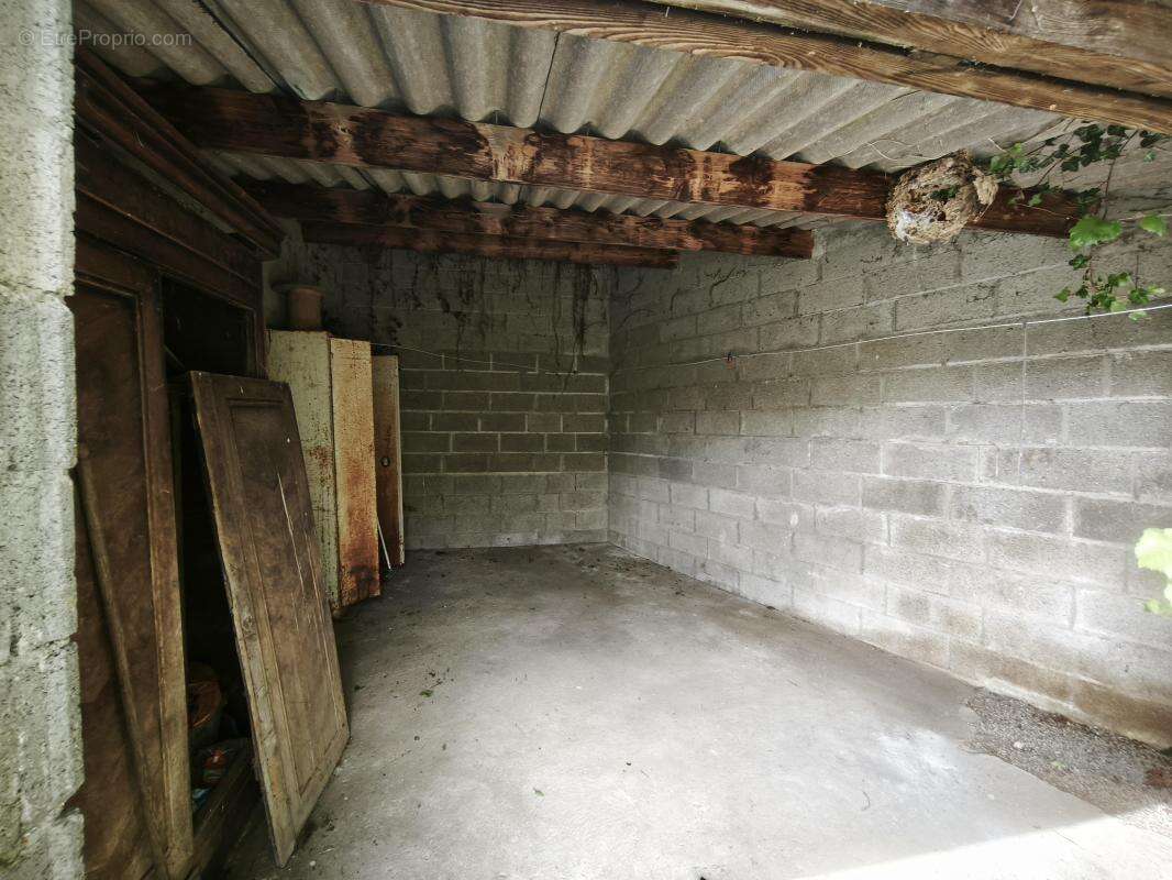 Maison à TINTENIAC