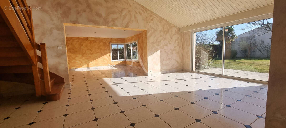 Maison à NOTRE-DAME-DE-RIEZ